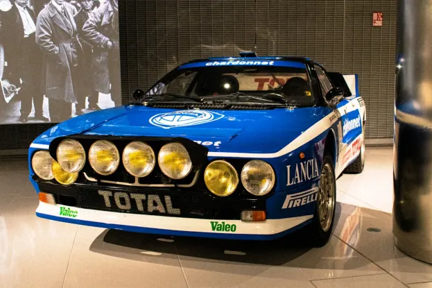 Καζίνο Κοσμικ Σπινσ Εφαρμογή Android/iOS